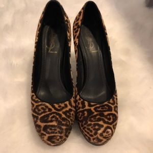 Yves Saint Laurent Tribute Too Leopard Pump 38.5